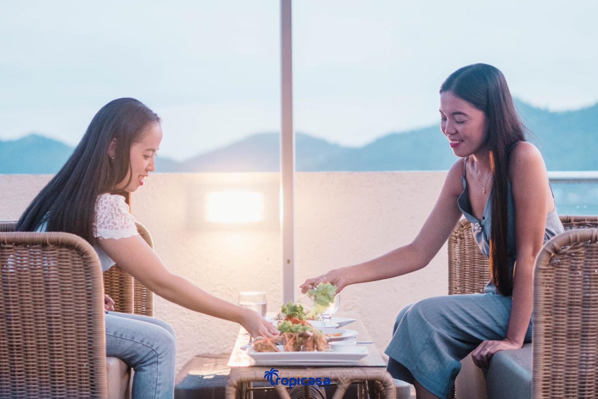 Tropicasa Hotel Coron Eksteriør bilde